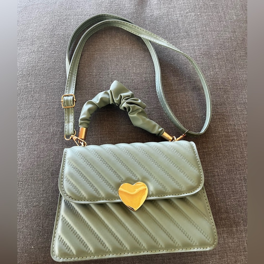 Light green purse with heart